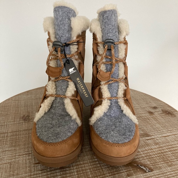 Sorel Joan of Arctic Wedge II Shearling Boot - Picture 6 of 10